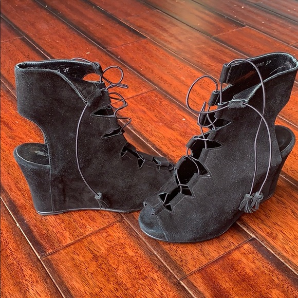 Opening Ceremony - Picture 2 of 5